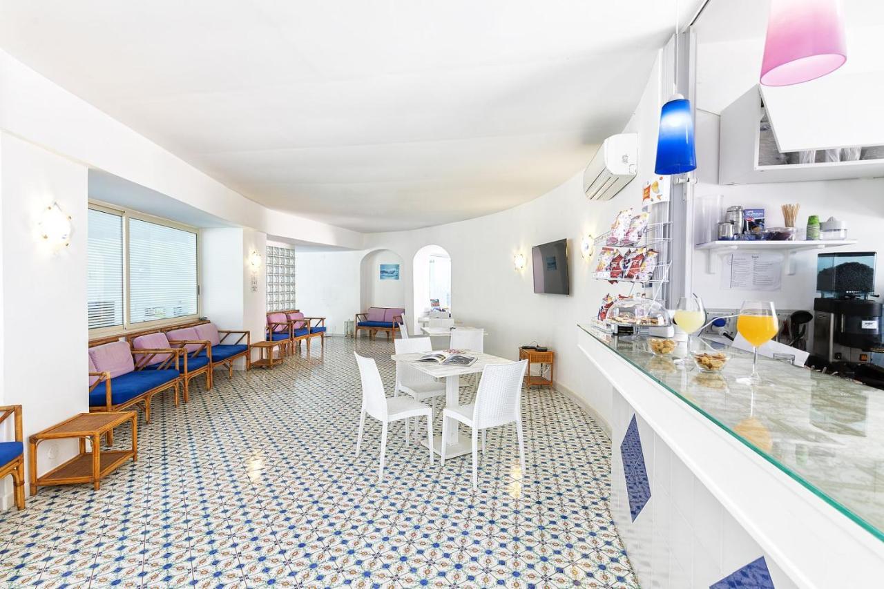 Bristol Hotel Lacco Ameno  Εξωτερικό φωτογραφία